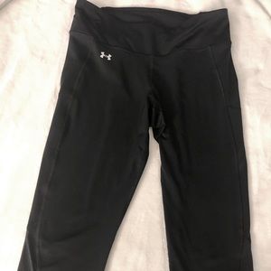 Under armor cropped spandex leggings